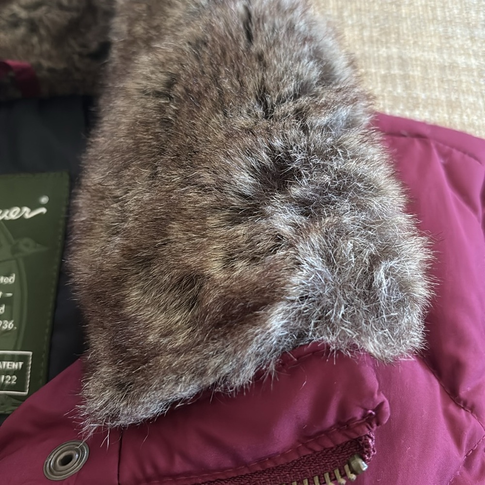 Eddie Bauer Ladies Goose Down Vest - Picture 5 of 10